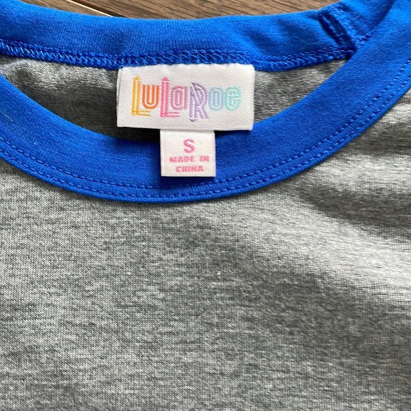 LulaRoe Baseball Tee- Randy - Picture 2 of 5